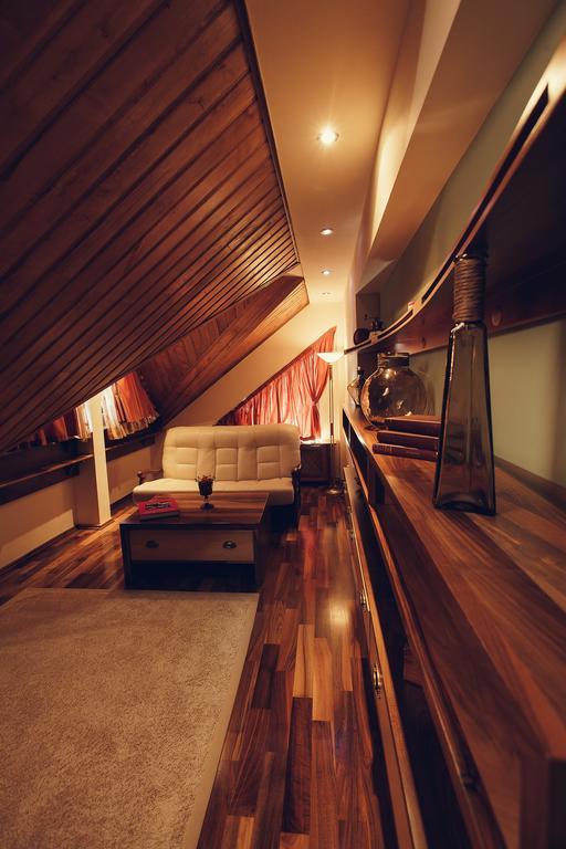 Denisa Boutique Hotel Пояна Брашов Стая снимка