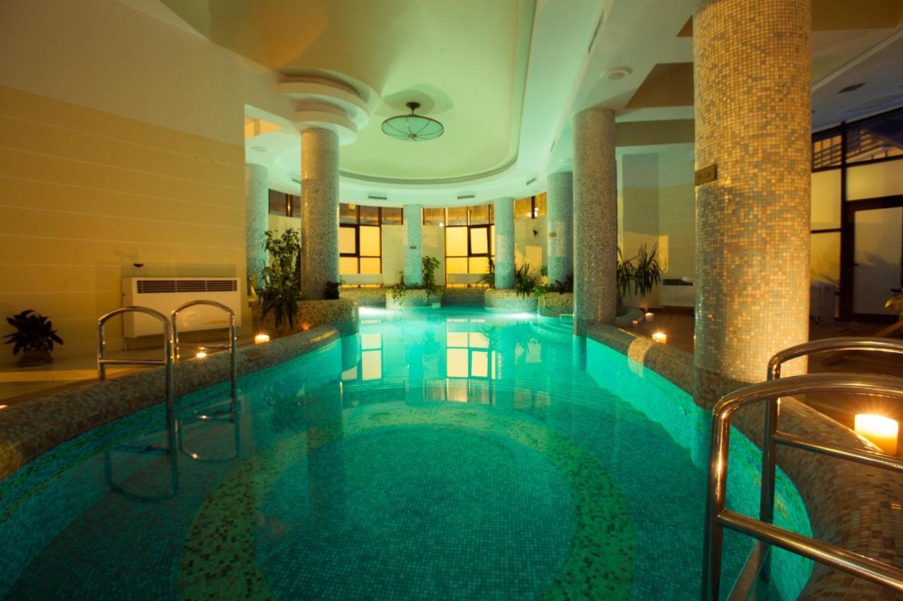 Denisa Boutique Hotel Пояна Брашов Екстериор снимка